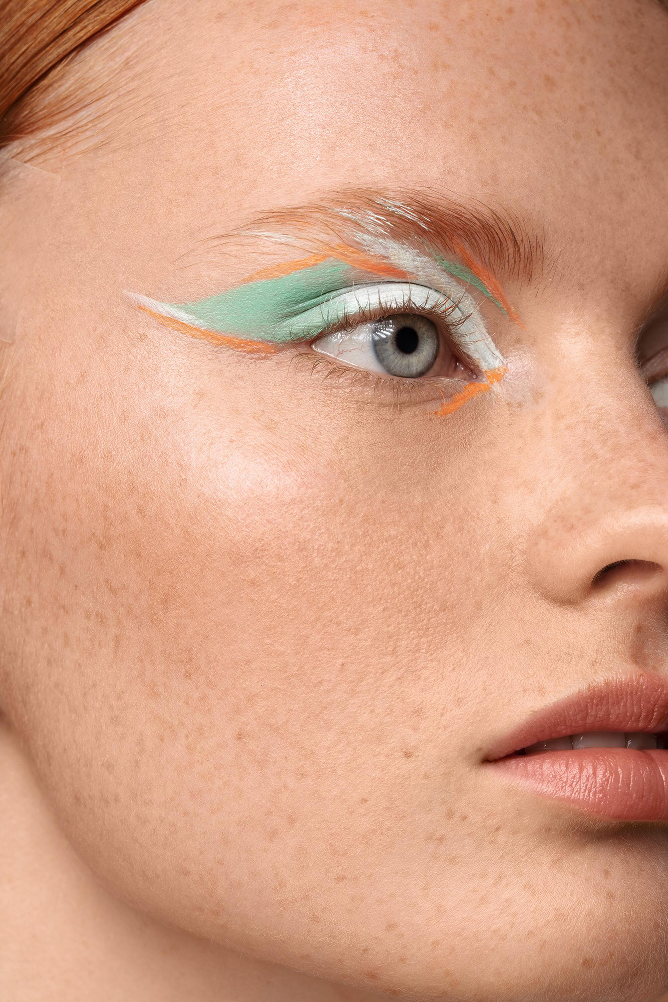 Spelen met eyeliner makeup trend najaar 2019 2020